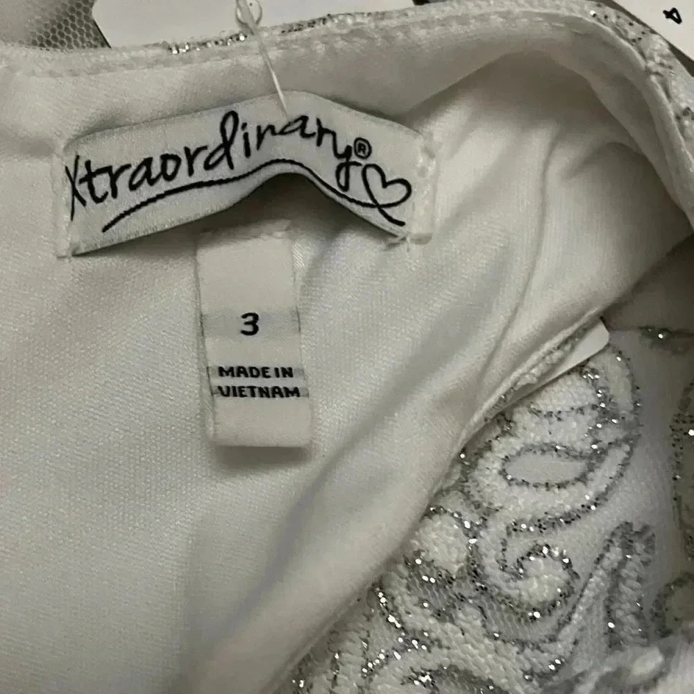 Xtraordinary prom,bridal dress size 3 NWT It’s a very pretty pure white … - Picture 6 of 6